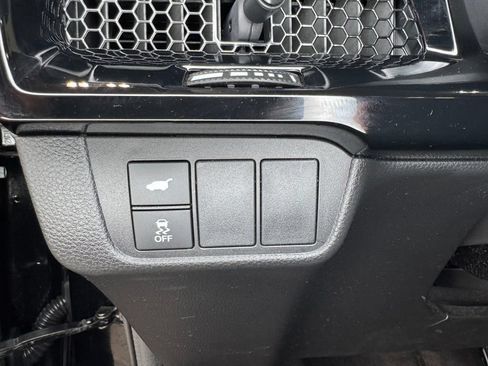Used 2023 Honda CR-V EX-L image 11