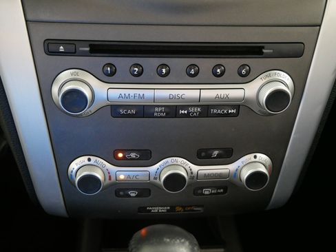 Used 2011 Nissan Murano SL AWD/4WD image 23