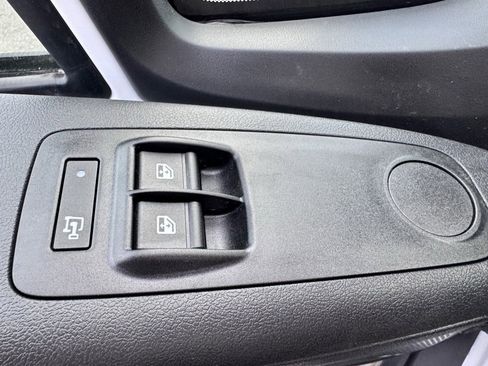 Used 2025 RAM ProMaster 2500 w/ Storage Group image 13