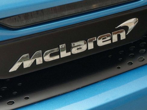Used 2023 McLaren GT RWD image 40