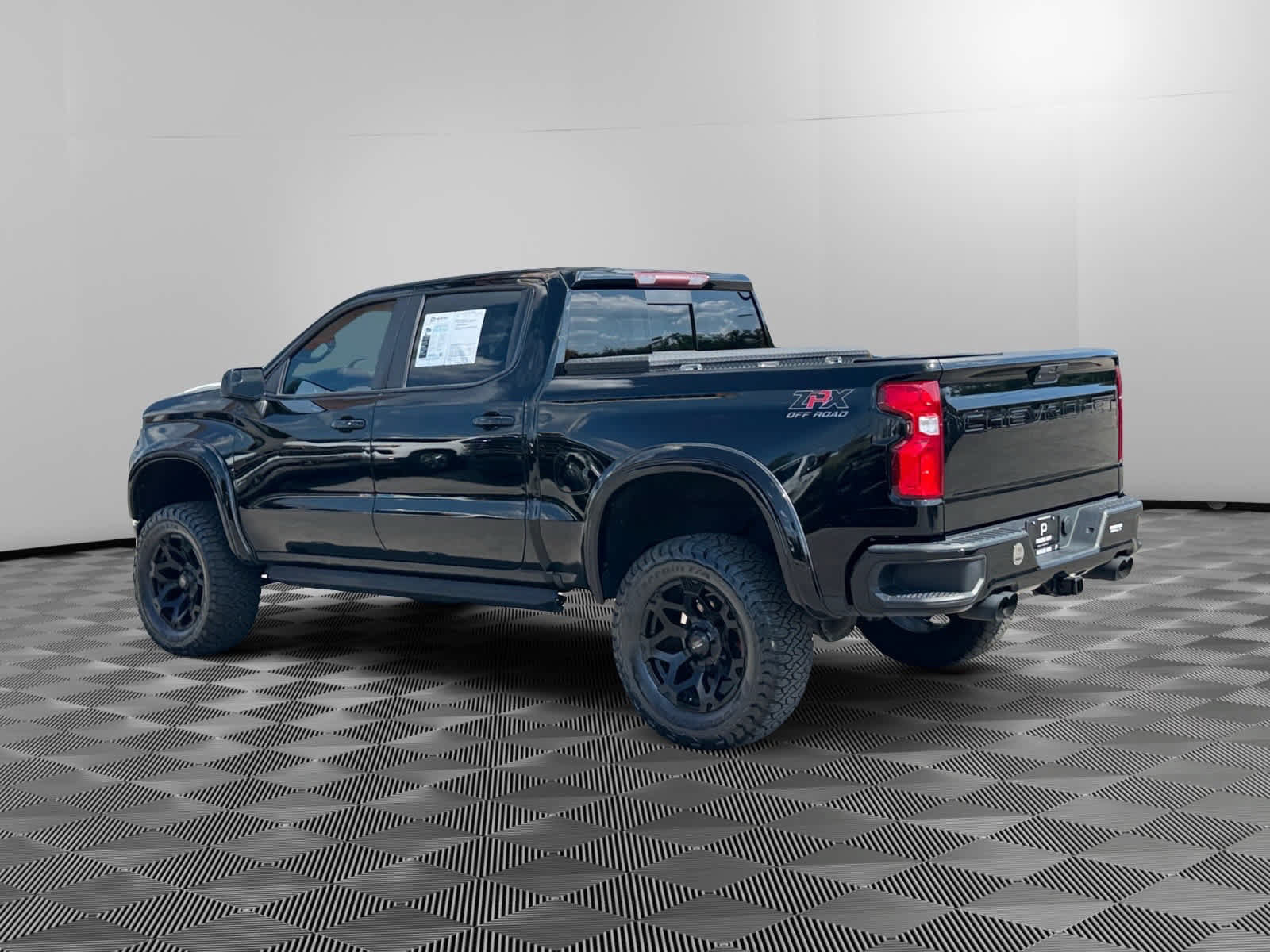 Used 2020 Chevrolet Silverado 1500 RST w/ All-Star Edition AWD/4WD image 3