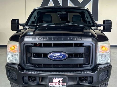 Used 2015 Ford F350 XL image 3