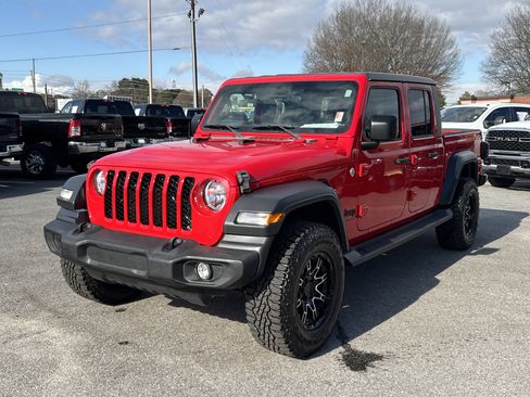 Used 2020 Jeep Gladiator Sport w/ Quick Order Package 24S image 2