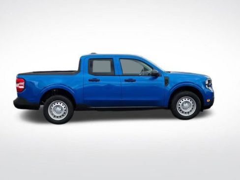 New 2025 Ford Maverick XL w/ Equipment Group 101A image 10