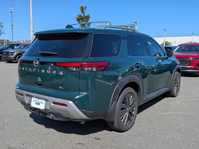 Used 2022 Nissan Pathfinder SL w/ SL Premium Package FWD image 3