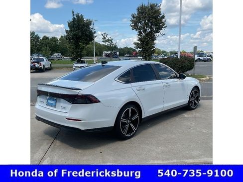 Certified 2025 Honda Accord Sport image 5