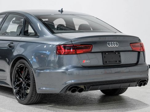 Used 2018 Audi S6 Prestige image 13