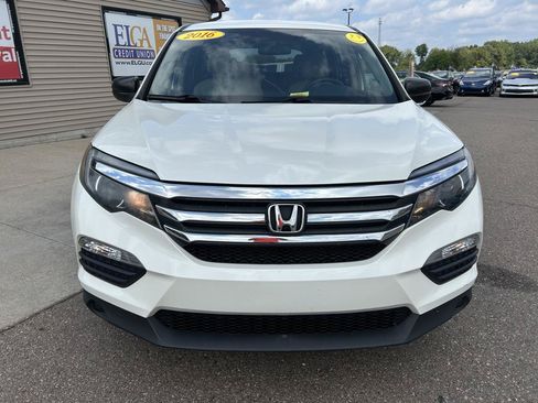 Used 2016 Honda Pilot LX image 2