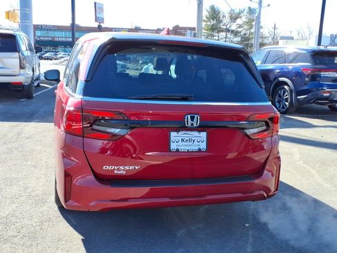 Used 2025 Honda Odyssey EX-L image 5