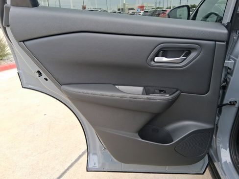 New 2026 Nissan Rogue SV image 24