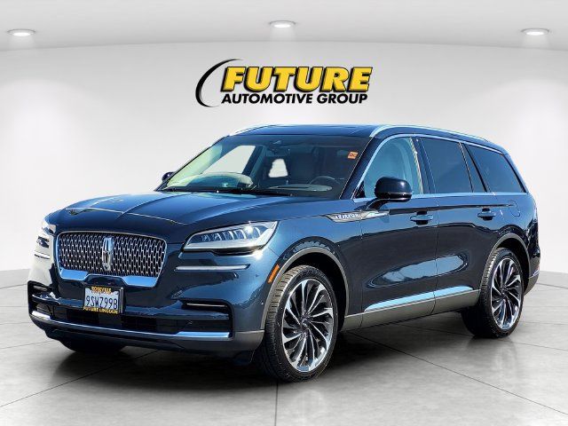 Certified 2023 Lincoln Aviator Reserve w/ Equipment Group 201A AWD/4WD image 8