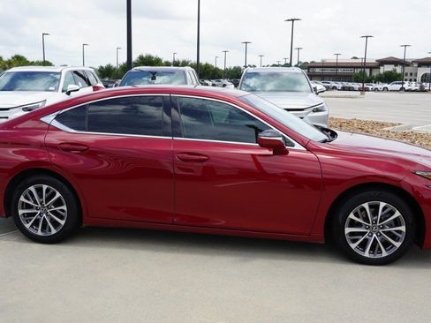 Used 2022 Lexus ES 350 w/ Premium Package FWD image 4