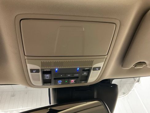 Used 2017 Acura RDX AWD w/ Advance Package image 24