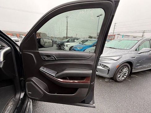 Used 2018 GMC Yukon SLT image 22