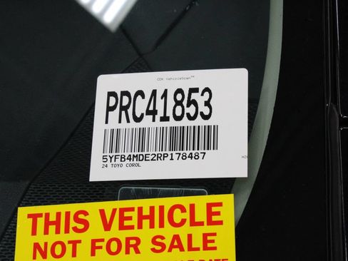 Used 2024 Toyota Corolla LE FWD image 29