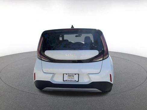 Used 2025 Kia Soul LX w/ LX Technology Package image 12