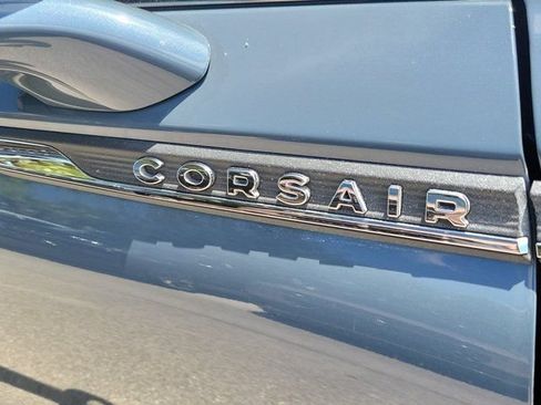 Certified 2023 Lincoln Corsair FWD w/ Equipment Group 101A image 11