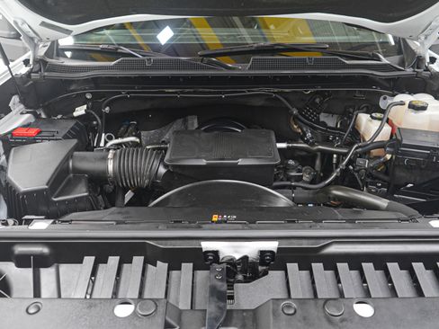 Used 2024 Chevrolet Silverado 2500 LT image 33