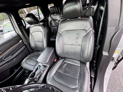 Used 2017 Ford Explorer Limited w/ Equipment Group 301A image 12