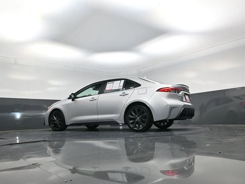 Used 2024 Toyota Corolla SE image 17