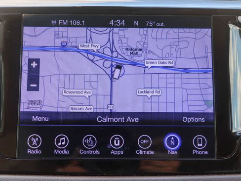 Used 2017 Chrysler Pacifica Touring-L FWD image 34