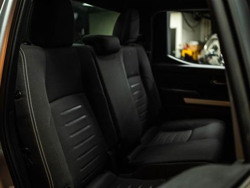 Used 2024 Toyota Tacoma TRD Off-Road image 11