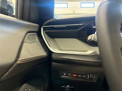 New 2026 Jeep Cherokee Laredo image 19