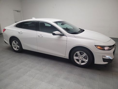 Used 2024 Chevrolet Malibu LT image 11