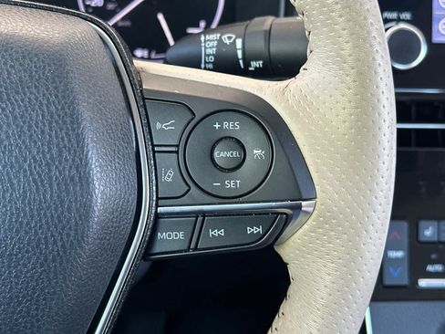 Used 2020 Toyota Avalon Limited w/ Advanced Safety Package FWD image 27