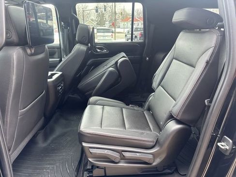 Used 2021 Chevrolet Suburban High Country image 29