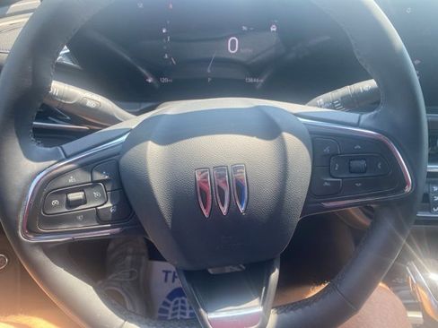 Used 2024 Buick Envista Sport Touring w/ Convenience I Package image 18