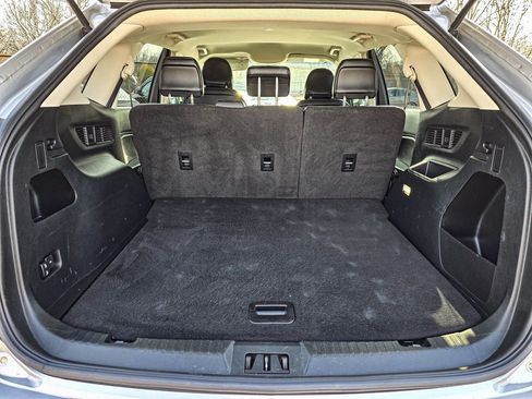 Used 2018 Ford Edge SEL w/ Equipment Group 201A image 36