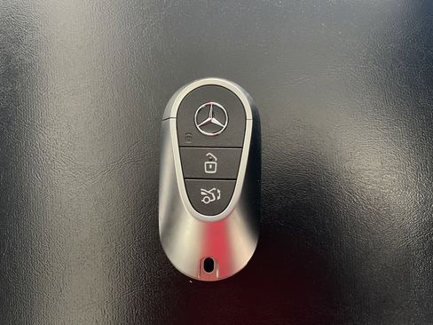 New 2026 Mercedes-Benz GLC 300 image 23