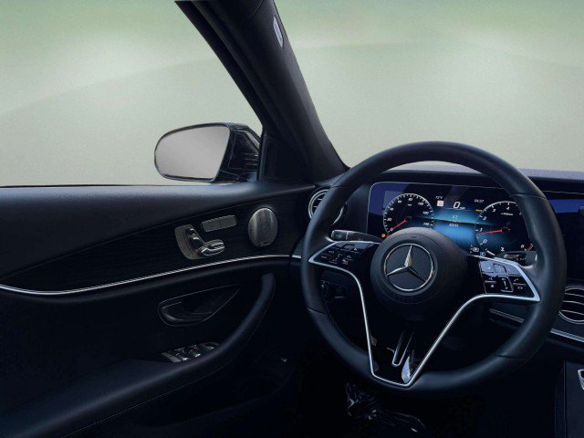 Certified 2023 Mercedes-Benz E 350 4MATIC Sedan image 13