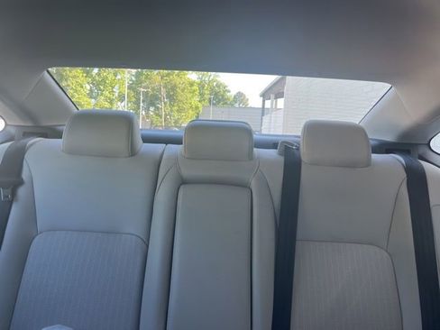 Used 2023 Honda Civic Touring image 5