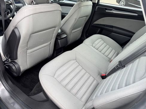 Used 2013 Ford Fusion S FWD image 18