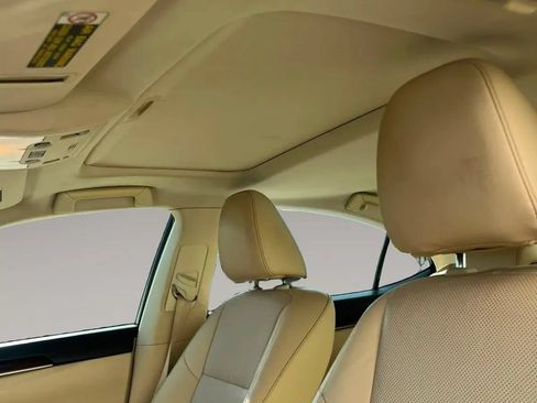 Used 2014 Lexus ES 350 w/ Luxury Package FWD image 33