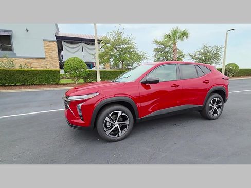 New 2026 Chevrolet Trax RS FWD image 21