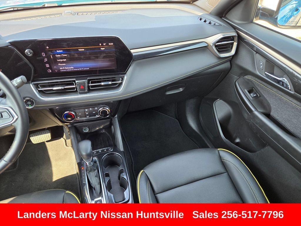 Used 2025 Chevrolet TrailBlazer ACTIV w/ Driver Confidence Package AWD/4WD image 16