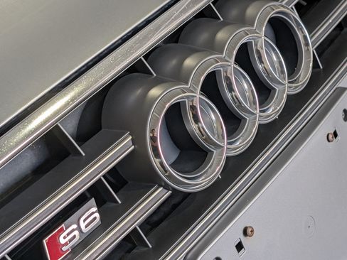 Used 2015 Audi S6 AWD/4WD image 16
