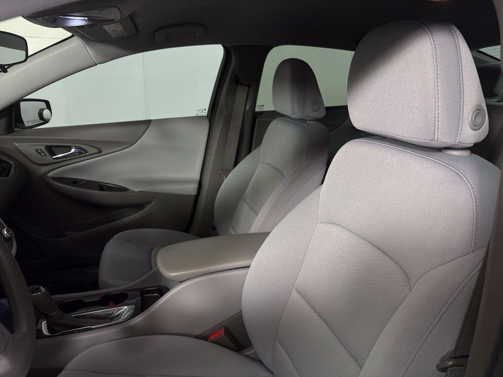 Used 2020 Chevrolet Malibu LS FWD image 17
