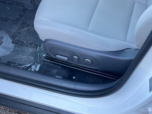 Used 2025 Hyundai Kona SEL image 23