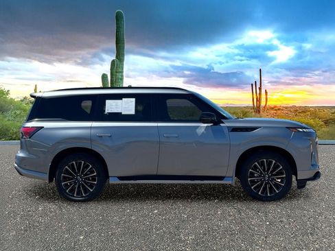 Certified 2026 INFINITI QX80 4WD w/ Sport Exterior Package image 6
