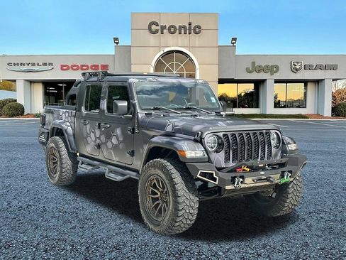 Used 2023 Jeep Gladiator Sport AWD/4WD image 1