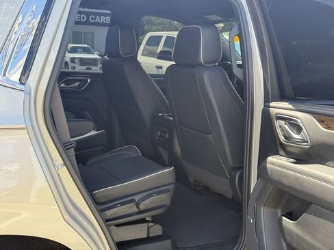 Used 2024 Chevrolet Tahoe Premier AWD/4WD image 30