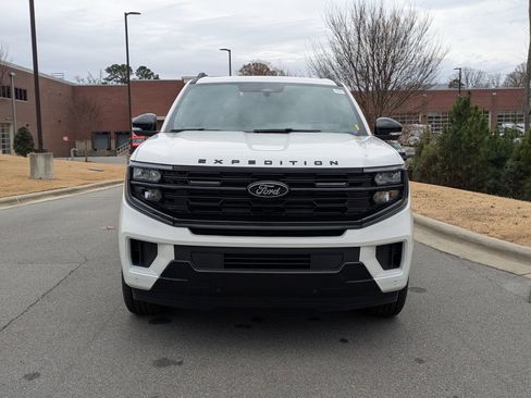 New 2025 Ford Expedition Max Platinum w/ Stealth Performance Package image 9