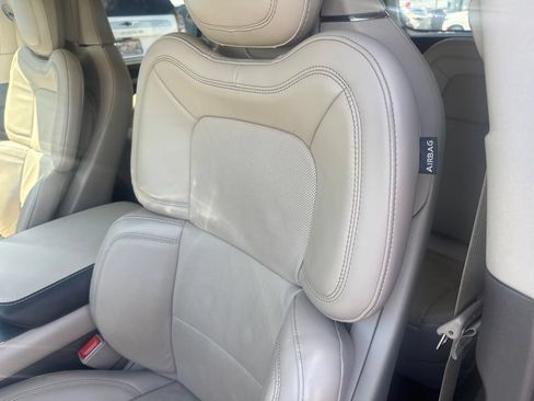 Used 2020 Lincoln Aviator Reserve w/ Equipment Group 201A RWD image 14