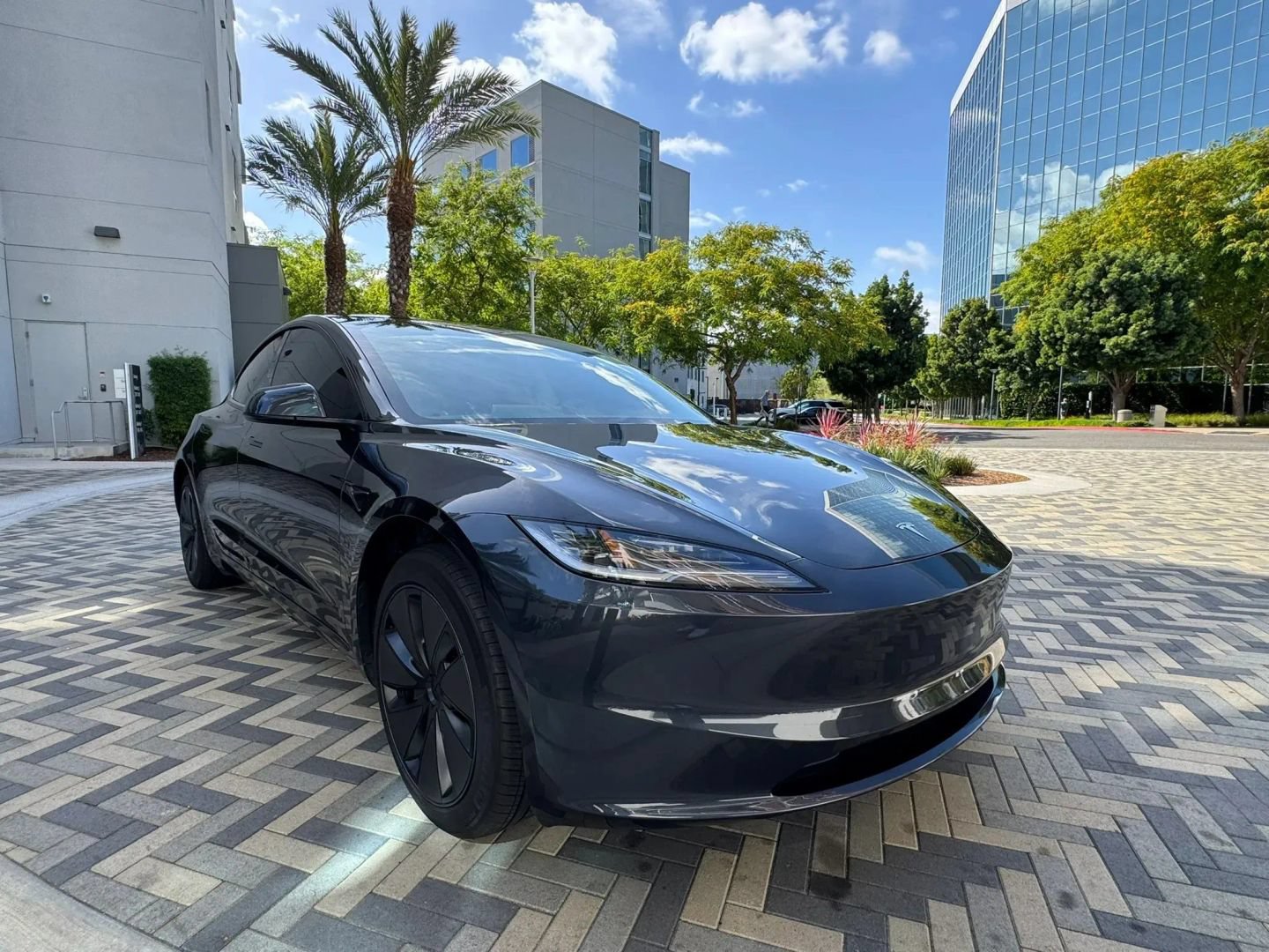 Used 2024 Tesla Model 3 Long Range RWD image 3