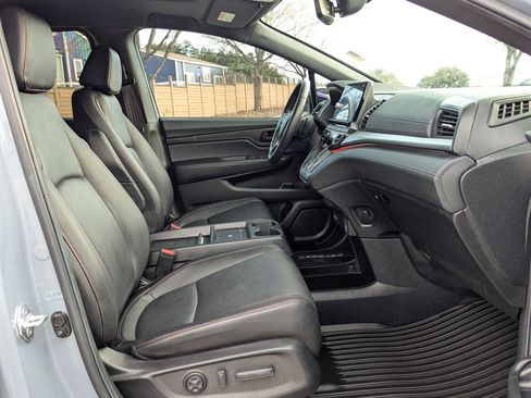 Used 2025 Honda Odyssey Sport-L image 21