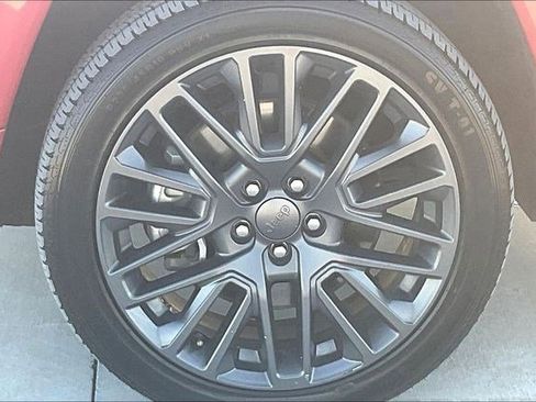 Used 2023 Jeep Compass Limited image 9